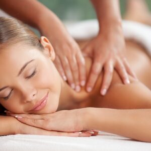 MAYSPA LAB | Κάτω Τούμπα - 1 Full Body Relax Massage (διάρκειας 50') με Αιθέρια Έλαια και Ειδικές Χειρομαλάξεις σε μέση, πλάτη, ώμους, αυχένα, πατούσες, πόδια, γλουτούς και στέρνο για αποβολή του άγχους, χαλάρωση και ευεξία!