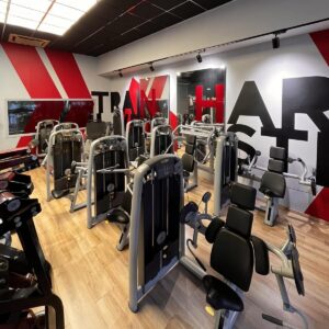 FRIENDS & FAMILY EXCLUSIVE FITNESS CENTER | Σταυρούπολη - Ετήσιο Πρόγραμμα Γυμναστηρίου για όλες τις Χρονικές Ζώνες της ημέρας!